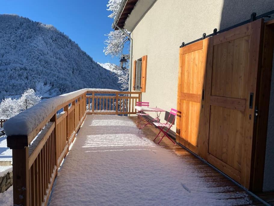 Le Sarana : 75M2, Calme, Belle Vue Avec Terrasse. Διαμέρισμα Λε Ντεζ Αλπ Εξωτερικό φωτογραφία