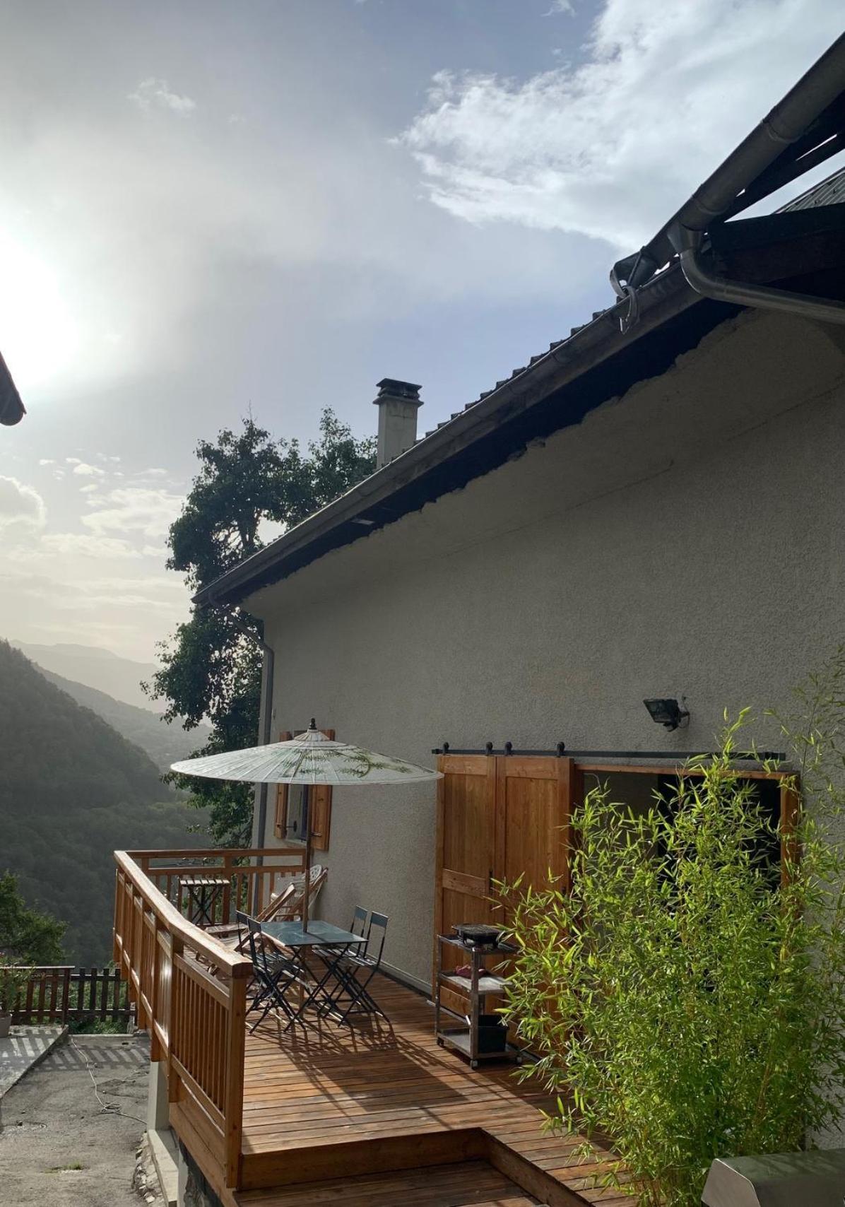 Le Sarana : 75M2, Calme, Belle Vue Avec Terrasse. Διαμέρισμα Λε Ντεζ Αλπ Εξωτερικό φωτογραφία